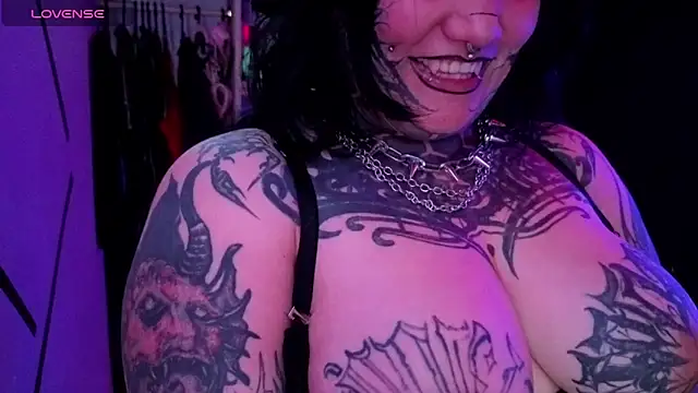 دردشة aradia_66 الجنسية المباشرة