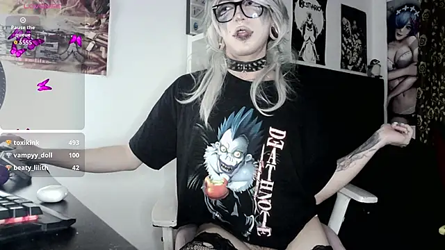 kiiler_queen élő XXX-chatje