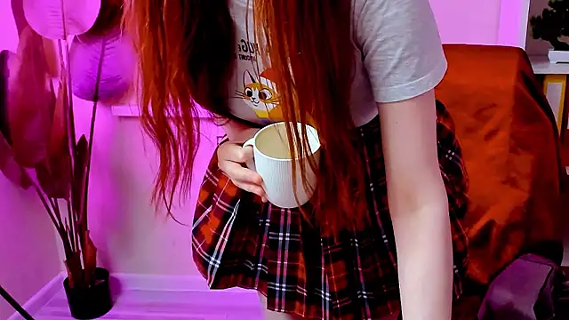 Онлайн чат XXX CarolGiggly