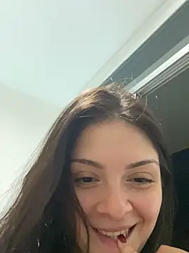 Danielaeliana 即時 XXX 聊天