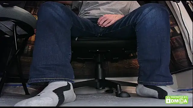 justshutupandwatch 在線直播表演