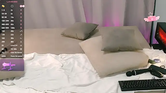 viamoon's Live XXX Chat