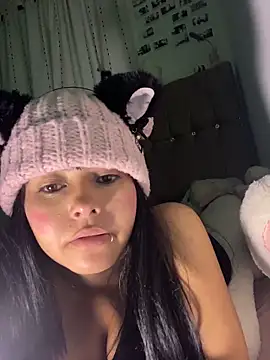 sarita_violet07 élő XXX-chatje