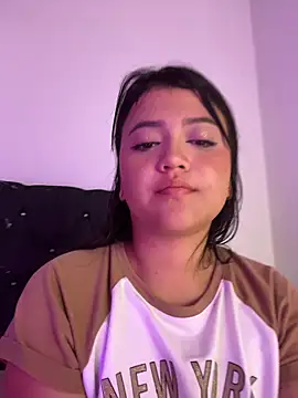 XXX chat uživo modela alisson_carolina73