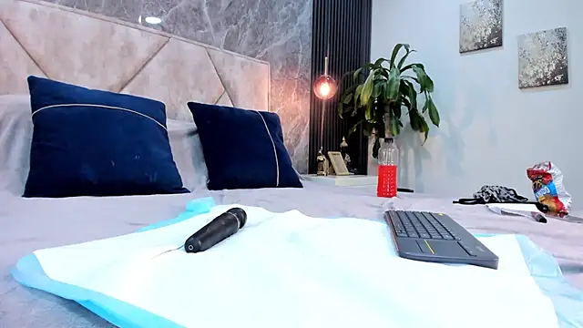 دردشة ArielleWilde الجنسية المباشرة