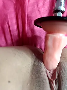 Chatroom XXX en direct de LuciaMoretti_