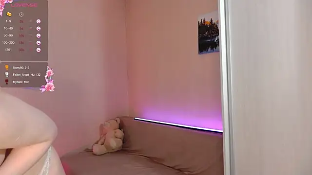 Alexa_Sparkle Adlı Modelin Canlı XXX Sohbeti