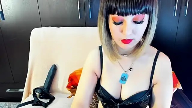 DaisyMun 即時 XXX 聊天