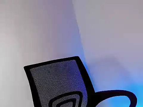 your_hottest_kim Adlı Modelin Web Kamerası Şovu