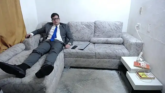 Victor_Maitland: онлайн-секс-чат