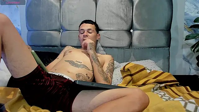 ELL_PBC 即時 XXX 聊天