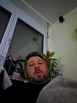 Webkamerová show ktmtom247