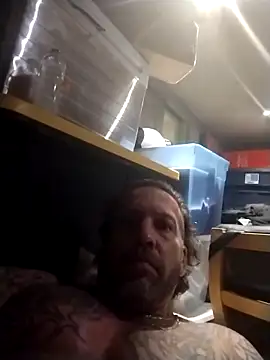 AceticPinscher's Live XXX Chat