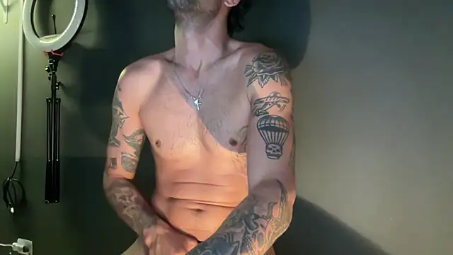 دردشة ZeusDelicious الجنسية المباشرة