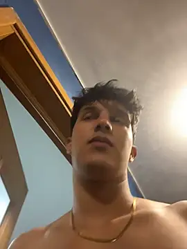 Leo_Savage_ Chat XXX in diretta