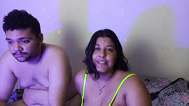 LittlLovely: απευθείας συνομιλία ΧΧΧ