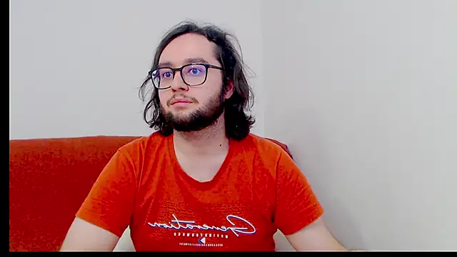 eren_jaeger2000 Chat XXX in diretta