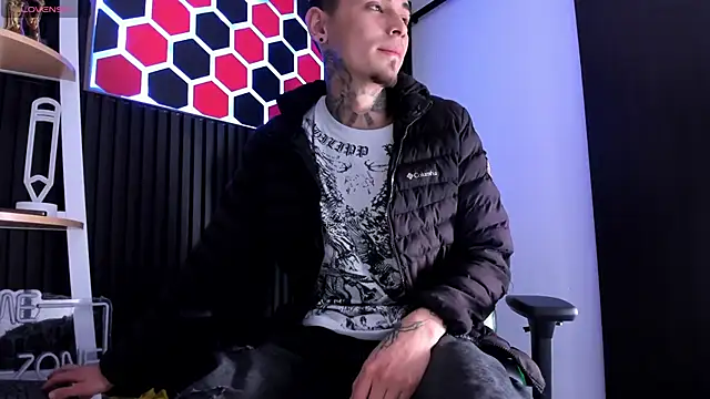 Max_Hader_ Chat XXX in diretta