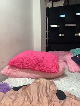 Kari_leonXXX Live XXX Chat