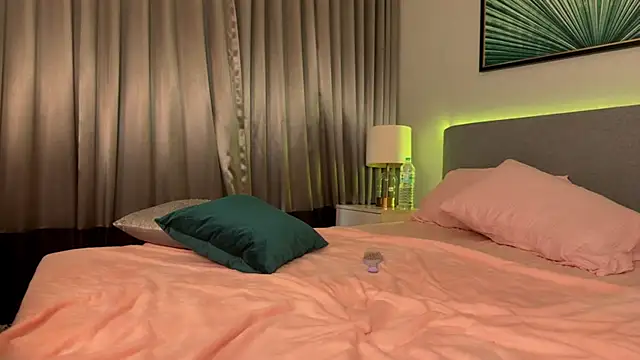 Chat +18 de _nitro_emily_ ao vivo