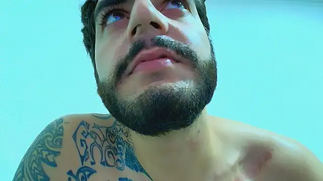 thomas_gun's Live XXX Chat