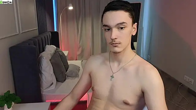 Chatroom XXX en direct de MoonlinSkinn