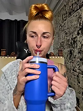 kylie_blck Obrolan Langsung XXX