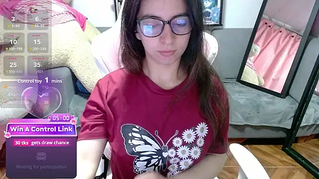 Онлайн чат XXX Maggie_Fox3