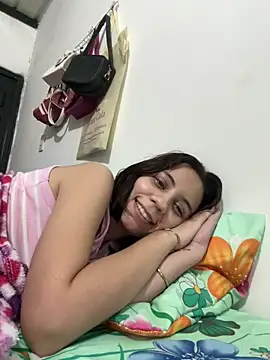 Nicole_Cute04 Webcamshow