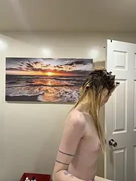 lavender_spits Show Webcam