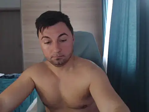 Show modela HankMalone na web-kameri