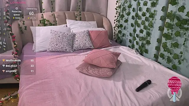 Love_is_Lola: онлайн-секс-чат