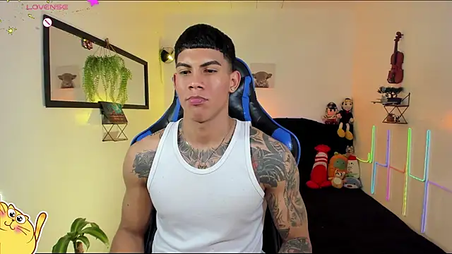 Damian_latinxxxのライブXXXチャット