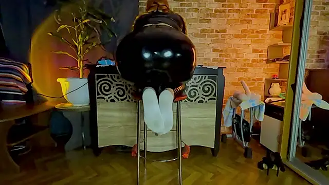 JosephinaBlack Adlı Modelin Canlı XXX Sohbeti