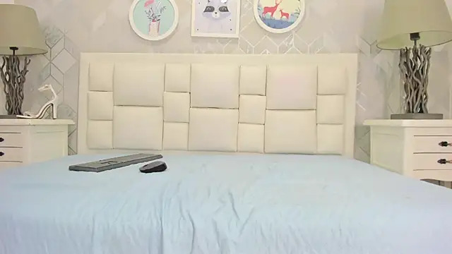 naia_cox Adlı Modelin Canlı XXX Sohbeti