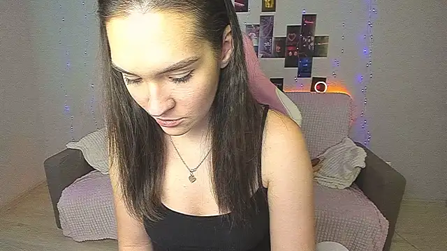 Živý XXX chat Lola_Doll_x