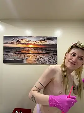 lavender_spits' Webcam Show