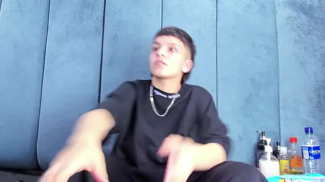 Megan_Thompson_'s Live XXX Chat