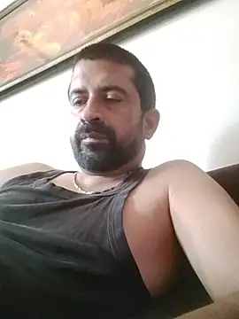 XxX_KING30 Adlı Modelin Canlı XXX Sohbeti