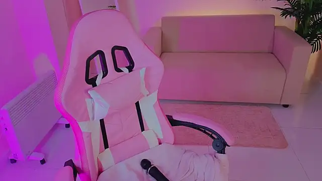 EmilyyyBridgettt Live XXX-Chat