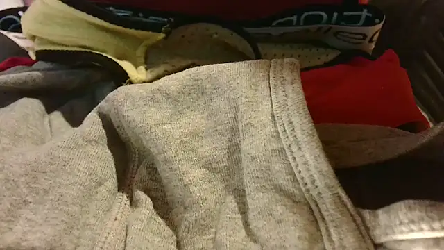 Chat +18 de T0Yforeskin ao vivo