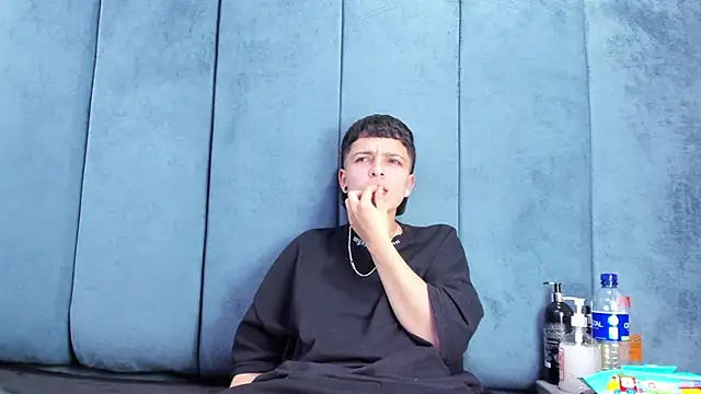 Chatroom XXX en direct de Megan_Thompson_