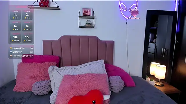 Živý XXX chat Nina_curves