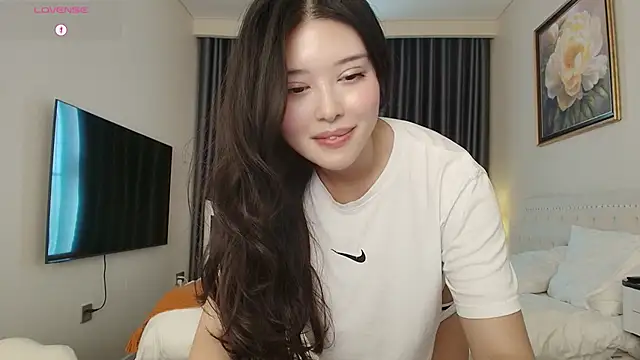 XXX chat uživo modela linbaelin