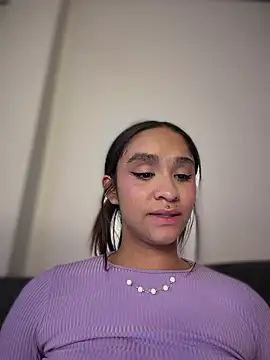 Živý XXX chat Isabella-Teen