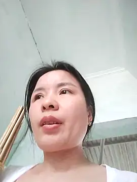 Ivy_Trix2 在線直播表演