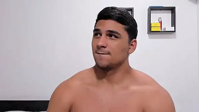 Živý XXX chat noah_belami