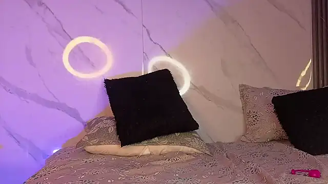 RashoomQueen Adlı Modelin Canlı XXX Sohbeti