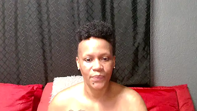 MistressShirleyXXX81's Live XXX Chat