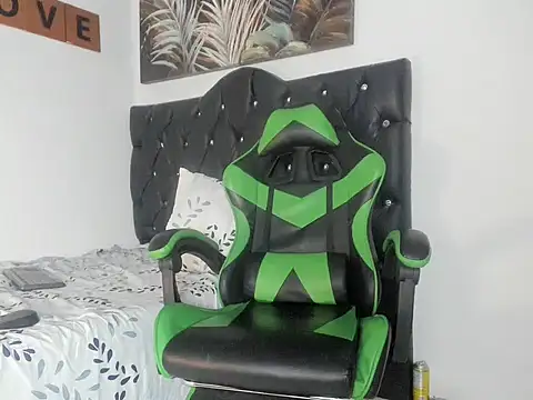 Klaus_hot_19 Live XXX Chat